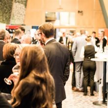 Freelance writers at networking events can land clients for their freelance writing services. Here are the top tips to network effectively.